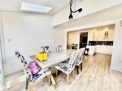 Interior photo 4 of 3016 108 ST NW