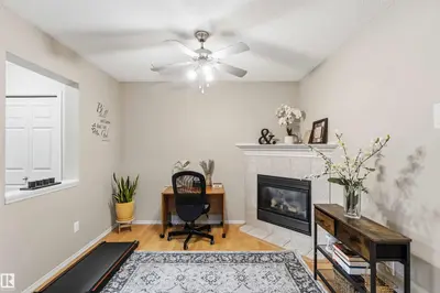 Interior photo 2 of 3117 32 AV NW