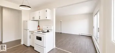 Interior photo 3 of 11907 81 ST NW