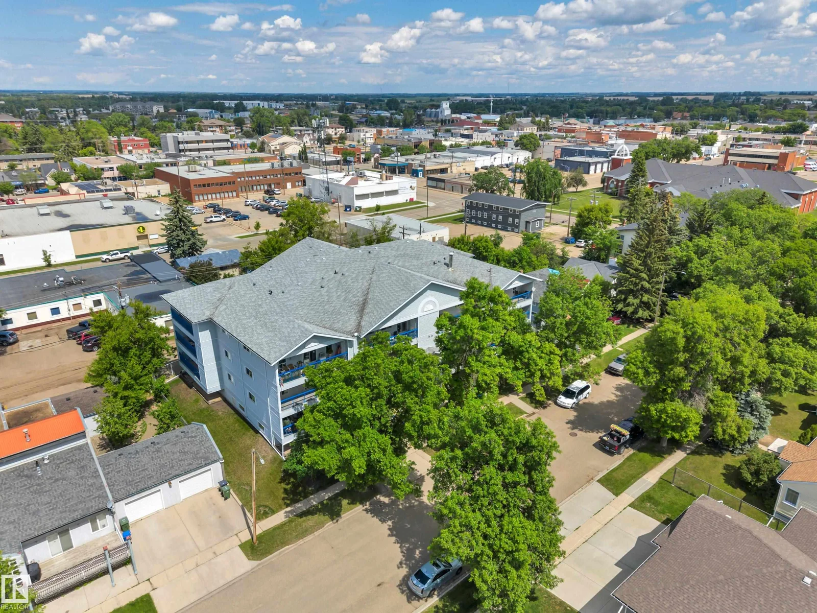 #305 5212 48 Avenue, Wetaskiwin - 2 bedroom Apartment for sale
