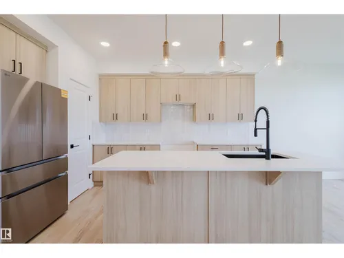 43 CHARTRES CL, St. Albert - $479,900
