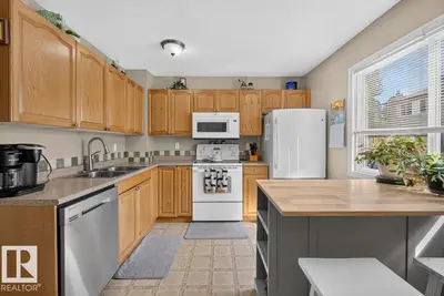 Interior photo 3 of 27 WALDEN PA