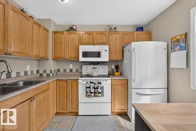 Interior photo 4 of 27 WALDEN PA