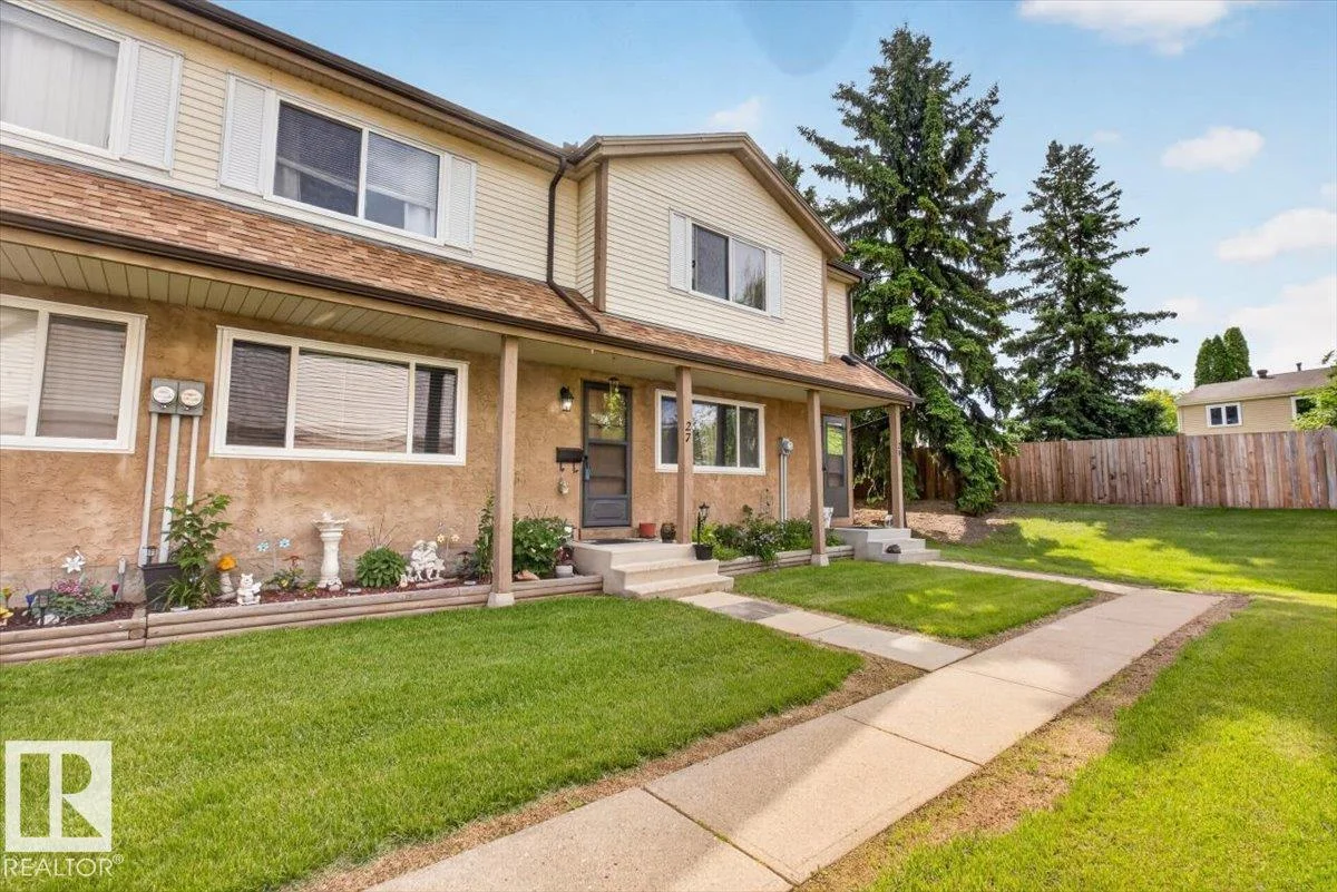 27 WALDEN PA, St. Albert - 3 bedroom Townhouse for sale