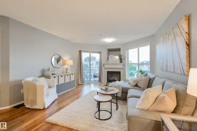 Interior photo 3 of #402 10221 111 ST NW