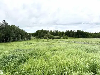 Interior photo 3 of 20126L TWP Rd 502
