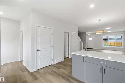 Interior photo 4 of 1088 MCLEOD AV