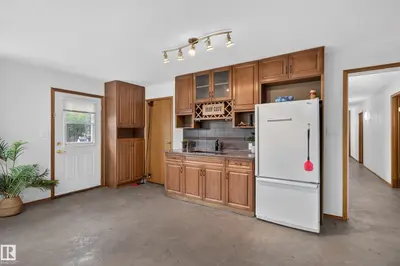 Interior photo 3 of #350 52343 RGE ROAD 211