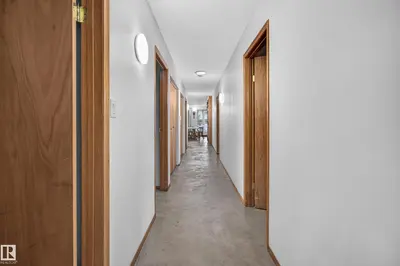 Interior photo 4 of #350 52343 RGE ROAD 211