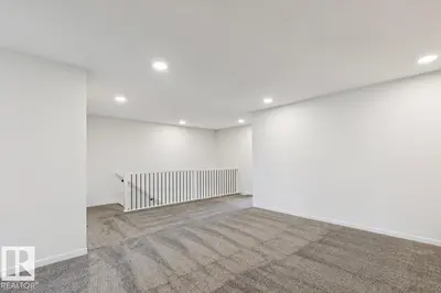 Interior photo 4 of 7351 KLAPSTEIN CR SW