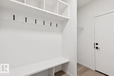 Interior photo 3 of 7351 KLAPSTEIN CR SW
