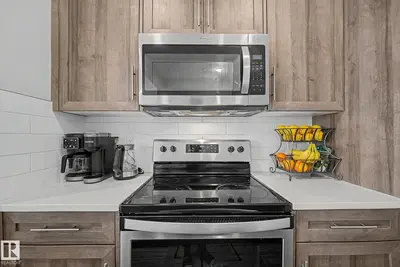 Interior photo 2 of 22419 80 AV NW NW