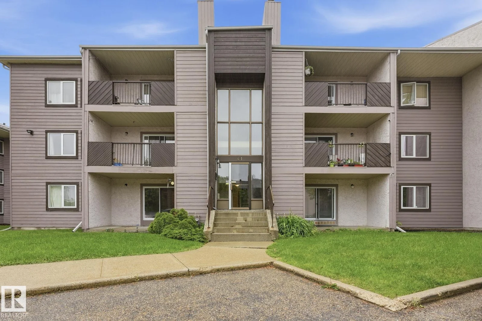 #204 41 AKINS DR, St. Albert - 2 bedroom Apartment for sale
