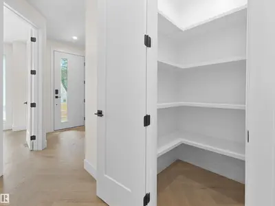 Interior photo 3 of 8134 77 AV NW