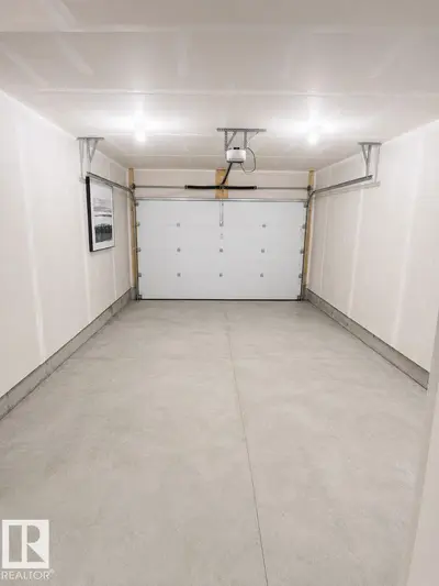 Interior photo 3 of 311 32 ST SW