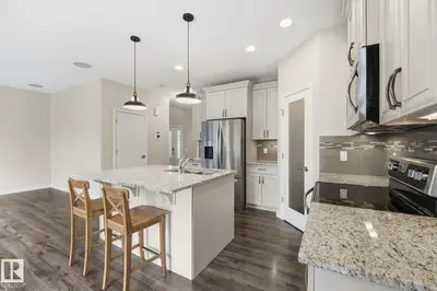 Interior photo 2 of 33 RIVIERE TC