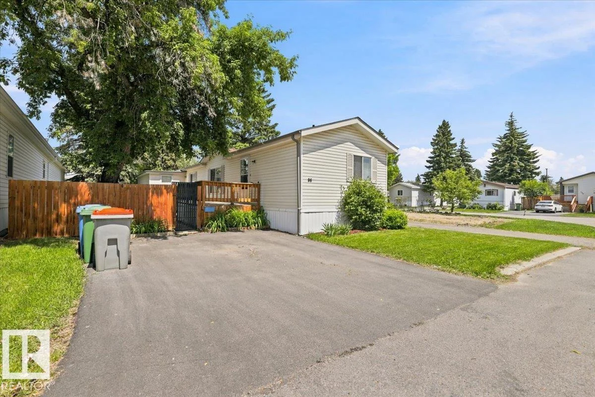 96 Willow Park ES, Leduc - 3 bedroom Single Family Residence for sale
