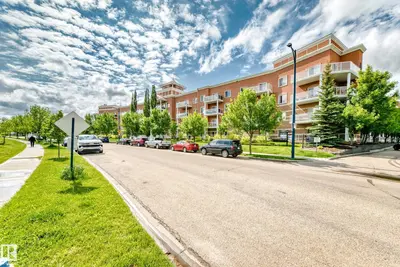 Interior photo 1 of #419 263 MACEWAN RD SW