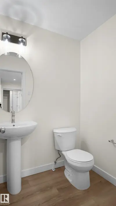 Interior photo 4 of 43 Emmett WY
