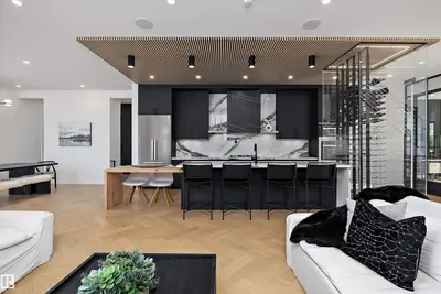Interior photo 2 of 14624 93 AV NW