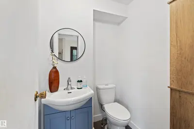 Interior photo 2 of 359 KIRKPATRICK CR NW