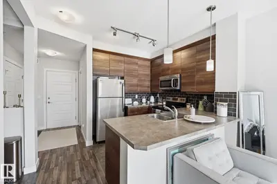 Interior photo 2 of #211 2590 ANDERSON WY SW