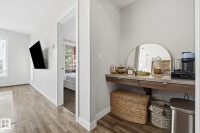 Interior photo 4 of #211 2590 ANDERSON WY SW