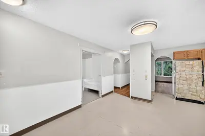 Interior photo 2 of 1816 48 ST NW