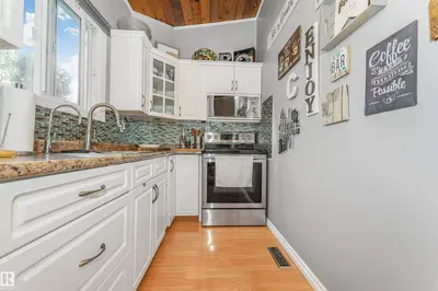 Interior photo 4 of 35 NORTHWOODS VG NW
