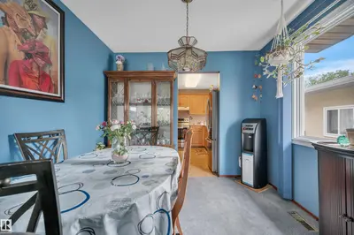 Interior photo 3 of 4524 20A AV NW