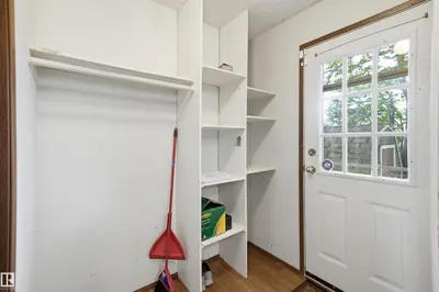 Interior photo 4 of 3310 48 ST NW