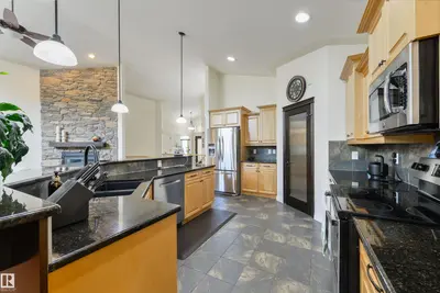 Interior photo 3 of 734 FRASER VISTA VS NW