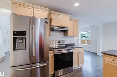 Interior photo 4 of 4607 205 ST NW