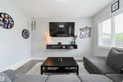 Interior photo 4 of 8 HALLADAY BV