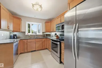 Interior photo 4 of 9616 146 ST NW