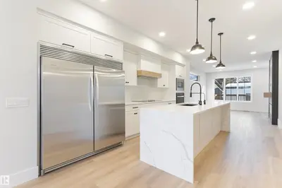 Interior photo 3 of 10419 136 ST NW