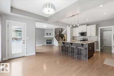 Interior photo 4 of 291 SHEPPARD CI