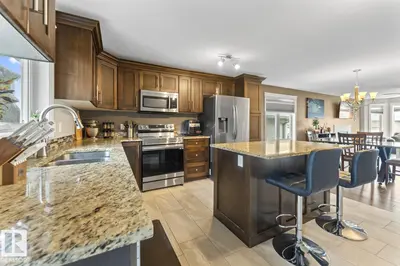 Interior photo 2 of 4924 57 AV