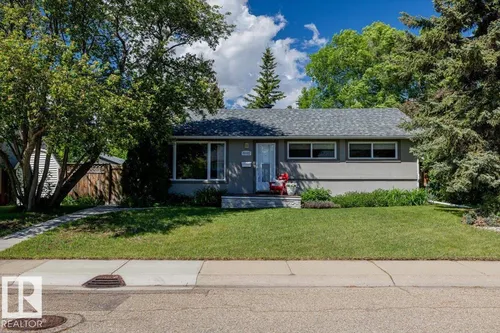 15022 85 AV NW, Edmonton - $440,000