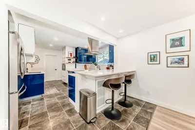 Interior photo 3 of 15226 81 AV NW