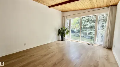 Interior photo 2 of 5 SORREL CR