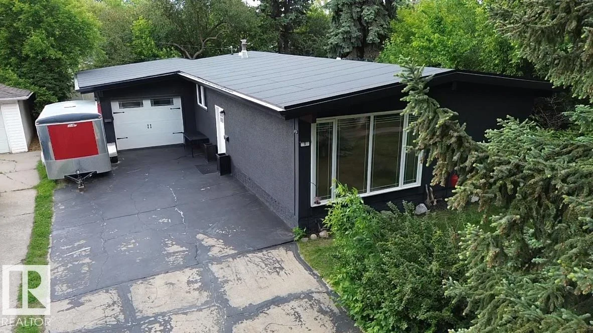 5 SORREL CR, St. Albert - 5 bedroom Detached Single Family for sale