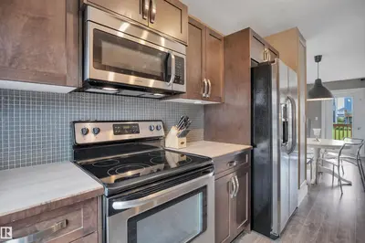 Interior photo 4 of #209 401 SOUTHFORK DR