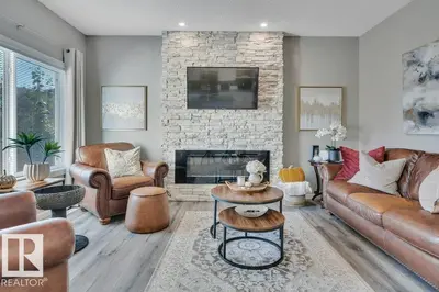 Interior photo 1 of 477 ROBERTS CR