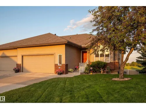 #32 18 Charlton WY, Sherwood Park - $625,000