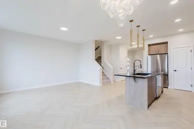 Interior photo 4 of 8298 Kiriak LO SW