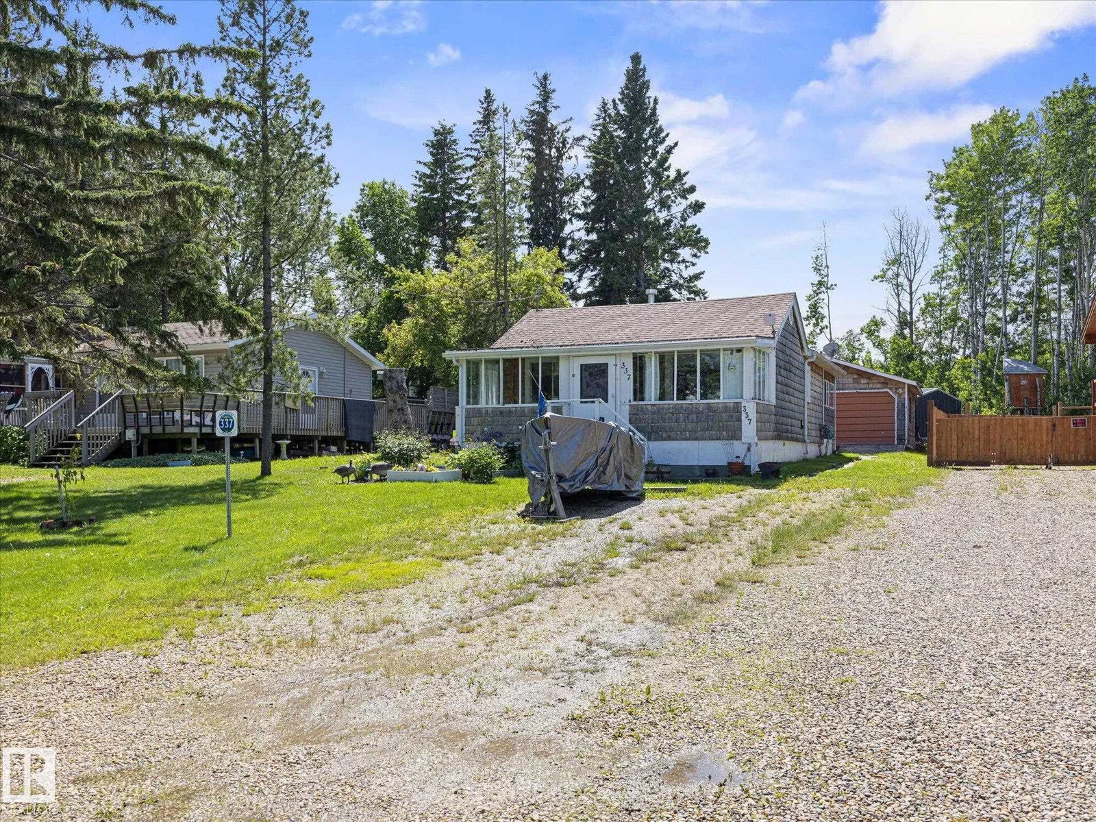 337 CRYSTAL SPRINGS, Rural Wetaskiwin County - 2 bedroom Detached Single Family for sale