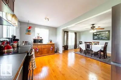 Interior photo 3 of 4823 10 AV NW