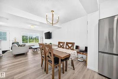 Interior photo 4 of 66 Signet RD