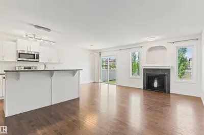 Interior photo 4 of 17130 7A AV SW